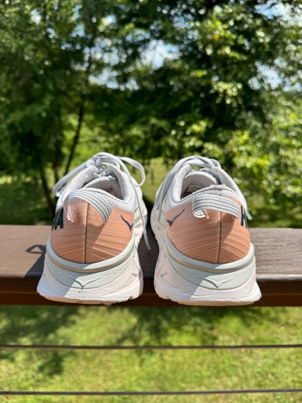 Womens Hoka Arahi 4 Size 10B - Picture 4 of 8